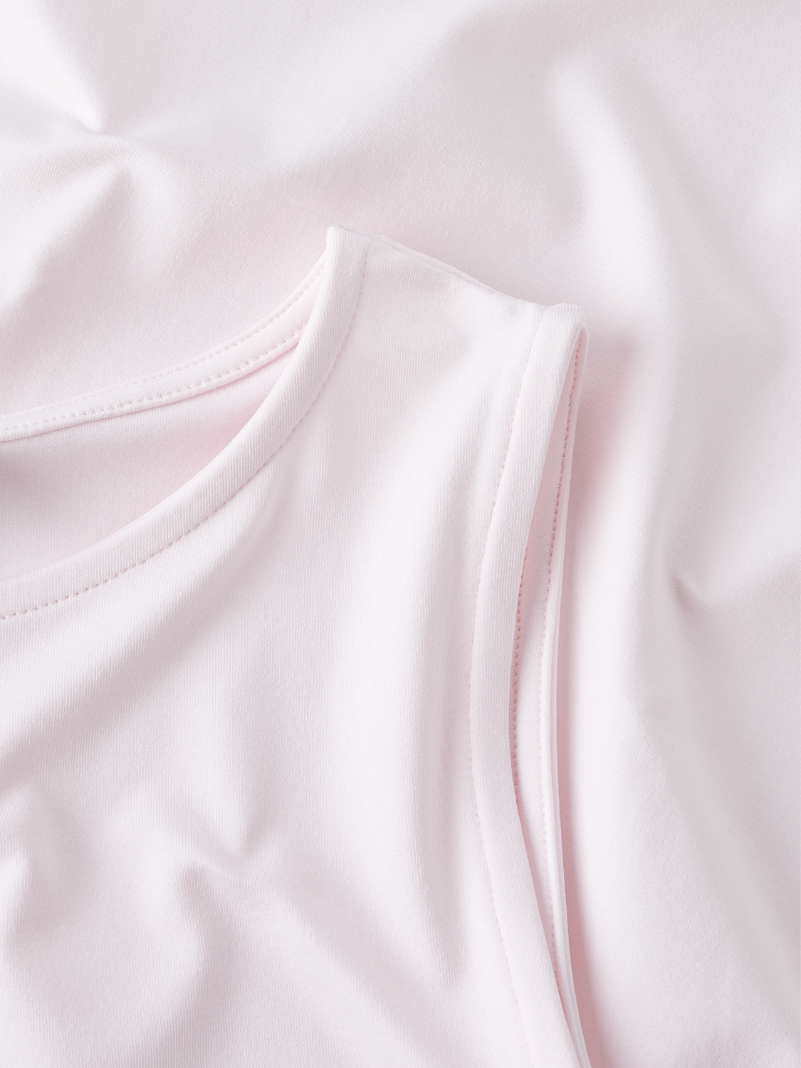 model_shot-front_full